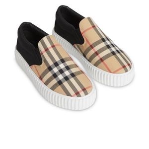 BURBERRY KIDS SIGNATURE CHECK PRINT PLIMSOLLS